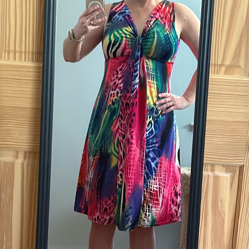 Multicolor Sleeveless V-Neck Dress size xl (fits like M)